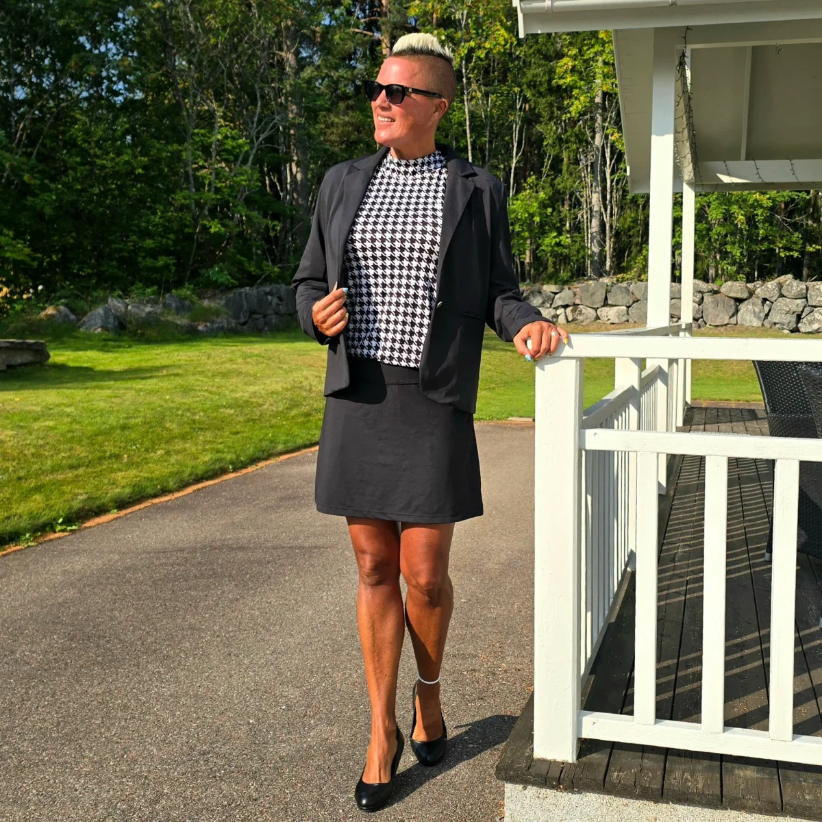 Svart Kort Zip-kjol med Innershorts - Bild 4
