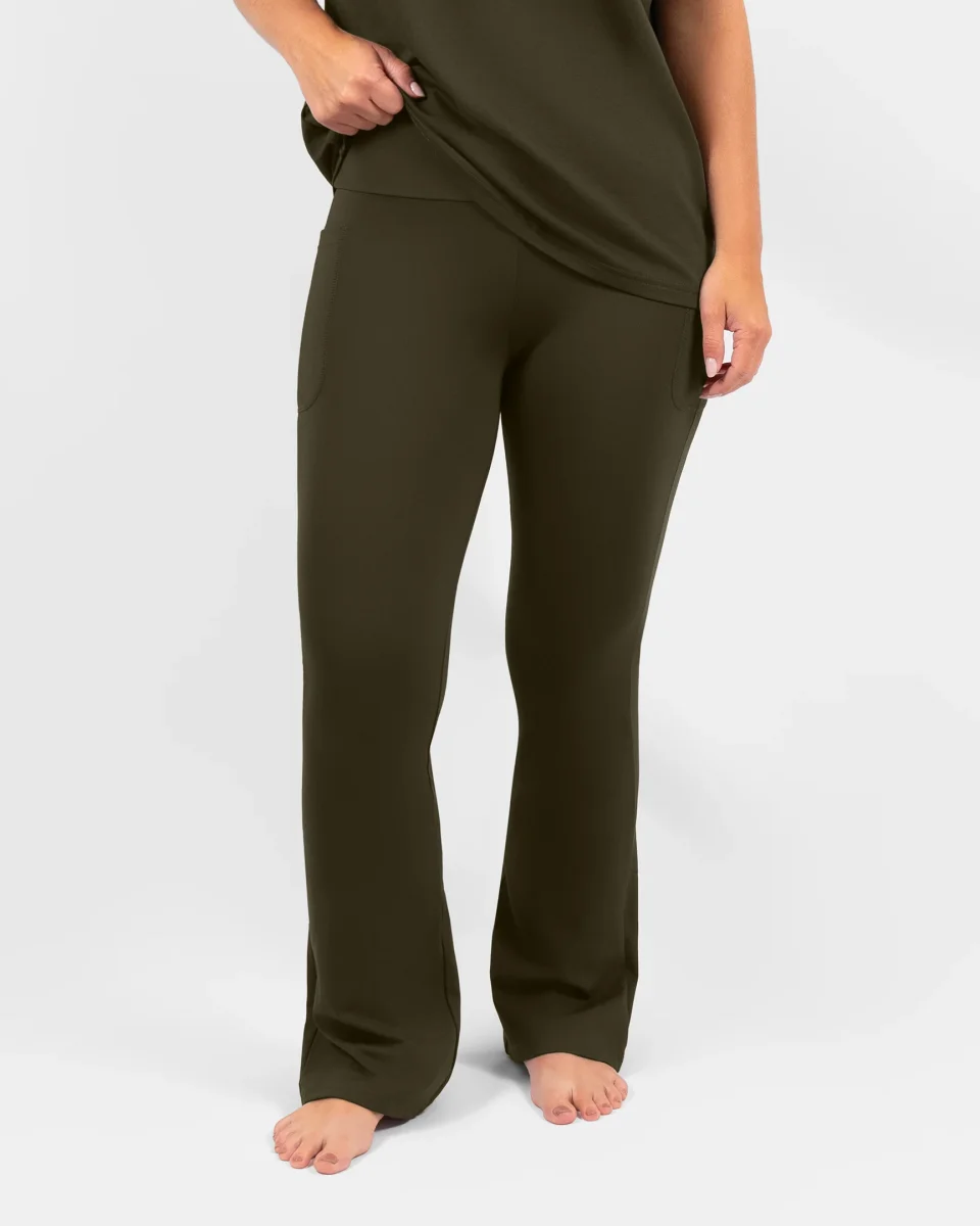 Maya Deep Olive Flared Leggings - Short - Bild 2