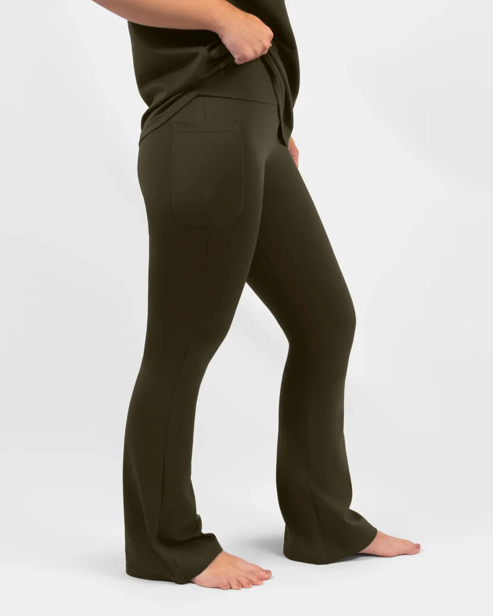 Maya Deep Olive Flared Leggings - Short - Bild 5